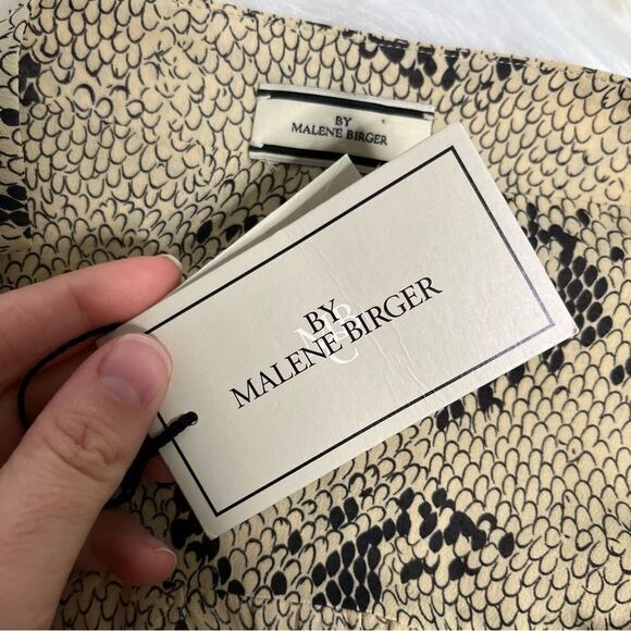 Snake print wrap style dress by Malene birger - Picture 8 of 8